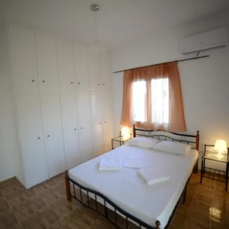 Aetos House Village Ferienhaus *