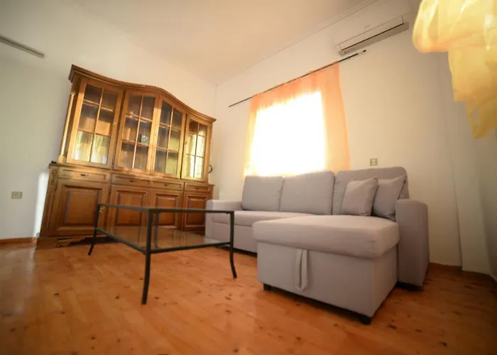 Aetos House Village Exanthia