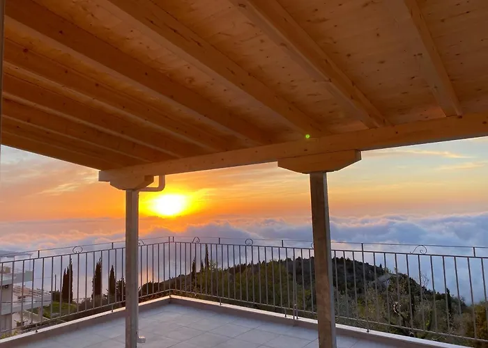 Aetos House Village Holiday home *